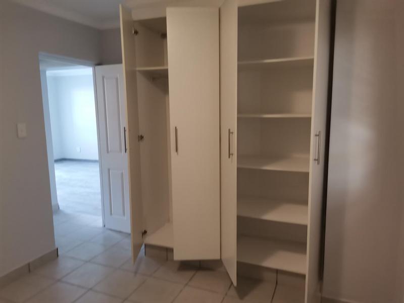 To Let 2 Bedroom Property for Rent in Island View Western Cape